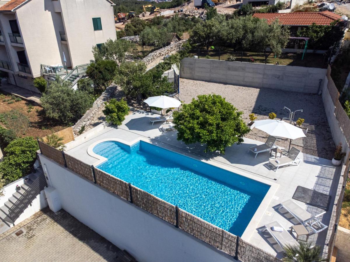 Sun Gardens Villa Šibenik Екстериор снимка